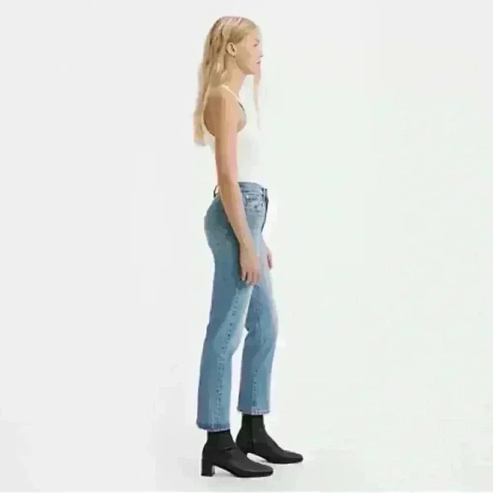 NWT- Levi's Premium Wedgie Straight High Rise Jeans Sz 26 - Picture 3 of 9